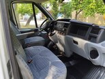 Ford Transit-4