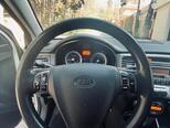 Kia Rio-10
