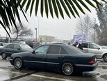 Mercedes E 270-6