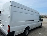 Ford Transit-3
