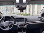 Hyundai Avante-10