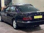 Mercedes E 240-3