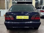 Mercedes E 240-2