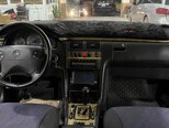 Mercedes E 240-13