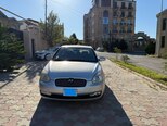 Hyundai Accent-1