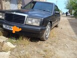 Mercedes 190-1
