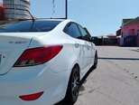 Hyundai Accent-10