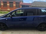 Opel Zafira-4