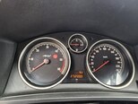 Opel Zafira-9