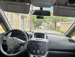 Opel Zafira-8
