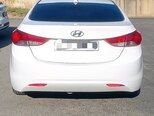 Hyundai Elantra-4
