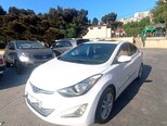 Hyundai Elantra-16
