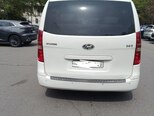 Hyundai H-1-2