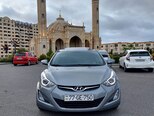 Hyundai Elantra-16