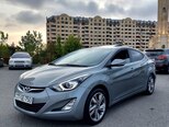 Hyundai Elantra-17