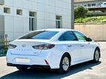 Hyundai Sonata-14