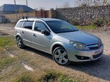 Opel Astra-11