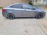 Hyundai Accent-4
