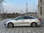 Hyundai Sonata-9