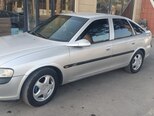 Opel Vectra-4