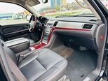 Cadillac Escalade-19