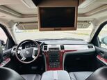 Cadillac Escalade-18