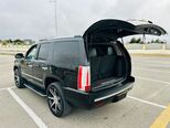 Cadillac Escalade-11