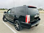Cadillac Escalade-6
