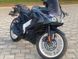 Bajaj Pulsar RS 200-1
