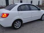 Kia Rio-4