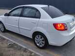 Kia Rio-5