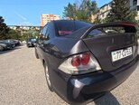 Mitsubishi Lancer-11