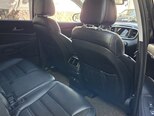 Kia Sorento-9