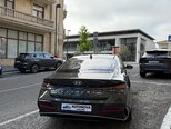 Hyundai Elantra-3