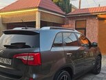 Kia Sorento-9