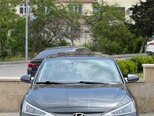 Hyundai Elantra-7