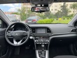 Hyundai Elantra-6
