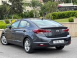 Hyundai Elantra-14