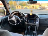 Mitsubishi Pajero-8