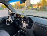Mitsubishi Pajero-10