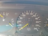 Mercedes E 200-6