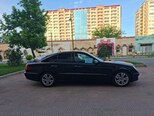 Mercedes E 220-2