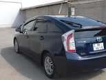 Toyota Prius-10