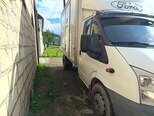 Ford Transit-12