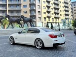 BMW 740-4
