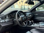 BMW 740-18