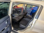 Nissan Tiida-13