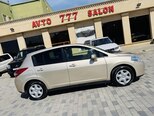 Nissan Tiida-4
