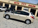 Nissan Tiida-5