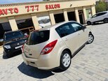 Nissan Tiida-6